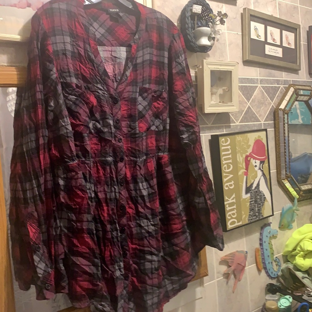 Torrid shirt - Picture 1 of 8